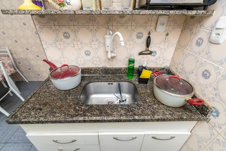 Apartamento à venda com 55m², 2 quartos e sem vagaCozinha