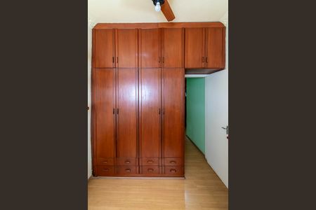 Apartamento à venda com 55m², 2 quartos e sem vagaQuarto 2 - Armários