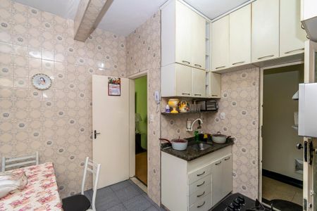 Apartamento à venda com 55m², 2 quartos e sem vagaCozinha
