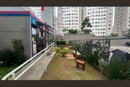 Apartamento para alugar com 44m², 2 quartos e sem vagaMini Mercado