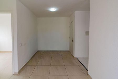 Sala de apartamento para alugar com 2 quartos, 44m² em Usina Piratininga, São Paulo