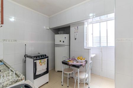 Apartamento à venda com 63m², 2 quartos e sem vaga Apartamento à venda com 63m², 2 quartos e sem vagaCozinha