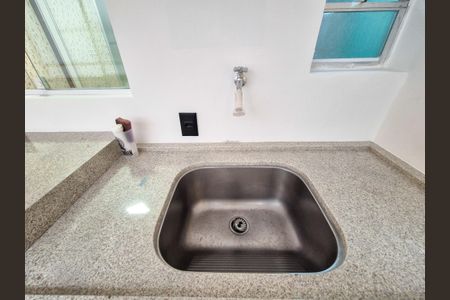 Apartamento para alugar com 90m², 2 quartos e 1 vaga