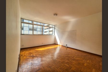 Apartamento à venda com 86m², 3 quartos e sem vaga Apartamento à venda com 86m², 3 quartos e sem vagaSala