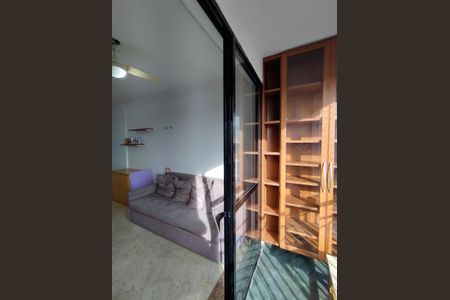 Apartamento à venda com 74m², 3 quartos e 2 vagasVaranda da Sala