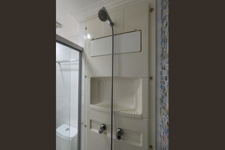 Apartamento à venda com 74m², 3 quartos e 2 vagasBanheiro social