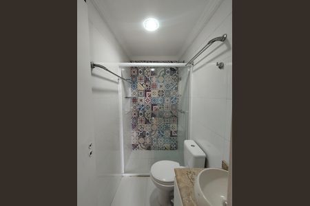 Apartamento à venda com 74m², 3 quartos e 2 vagasBanheiro da suíte