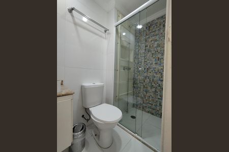 Apartamento à venda com 74m², 3 quartos e 2 vagasBanheiro da suíte