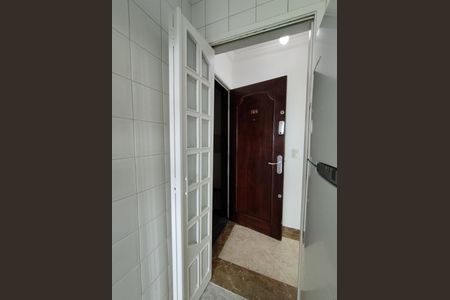 Apartamento à venda com 74m², 3 quartos e 2 vagasCozinha - Armários