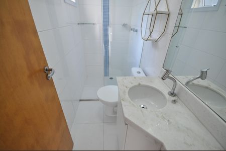 Casa à venda com 120m², 3 quartos e 2 vagasBanheiro Social