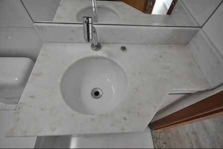Casa à venda com 120m², 3 quartos e 2 vagas Banheiro do Quarto Suíte