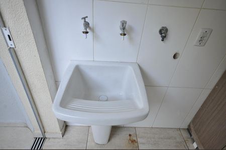 Casa à venda com 120m², 3 quartos e 2 vagasÁrea de Serviço