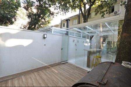 Casa à venda com 120m², 3 quartos e 2 vagasChurrasqueira