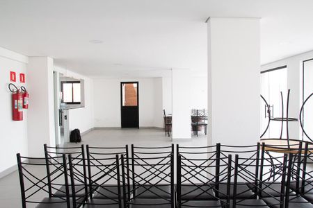 Apartamento para alugar com 55m², 2 quartos e 1 vagaÁrea comum - Salão de festas