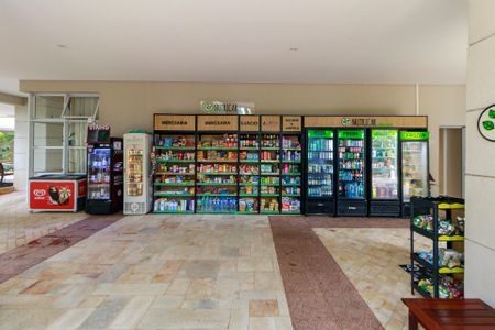 Apartamento à venda com 144m², 3 quartos e 3 vagasMini Mercado