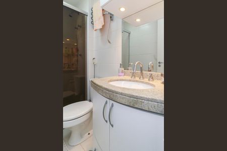 Apartamento à venda com 144m², 3 quartos e 3 vagasSuíte 2 - Banheiro