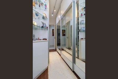 Apartamento à venda com 144m², 3 quartos e 3 vagasSuíte 1