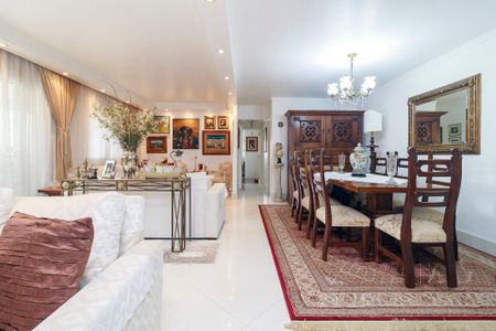 Sala de apartamento à venda com 3 quartos, 144m² em Campo Belo, São Paulo
