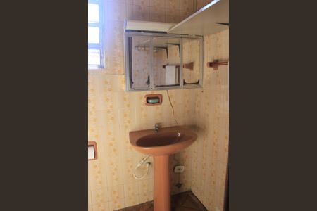Casa para alugar com 90m², 3 quartos e sem vagaBanheiro