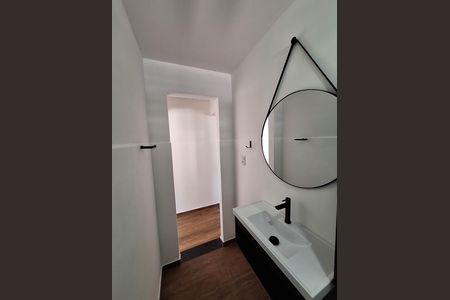 Banheiro Social de casa de condomínio à venda com 1 quarto, 52m² em Fonseca, Niterói