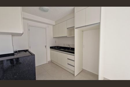 Sala/Cozinha de apartamento para alugar com 2 quartos, 35m² em Socorro, São Paulo