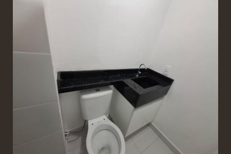 Apartamento para alugar com 35m², 2 quartos e sem vagaBanheiro 