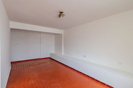 Casa para alugar com 147m², 2 quartos e 1 vagaApartamento terreo - Comodo 02