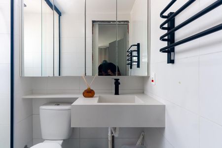 Banheiro de apartamento para alugar com 1 quarto, 32m² em Vila Alpina, São Paulo