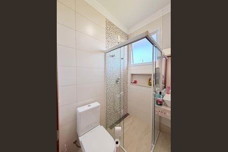 Casa de condomínio à venda com 340m², 3 quartos e 4 vagasBanheiro da Suíte 3
