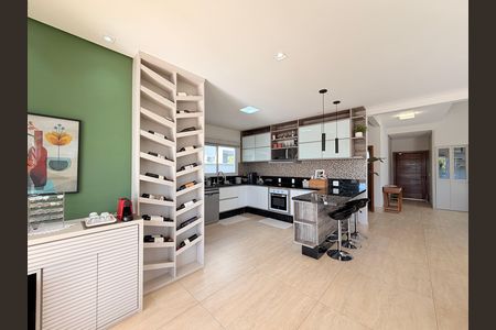 Casa de condomínio à venda com 340m², 3 quartos e 4 vagasCozinha
