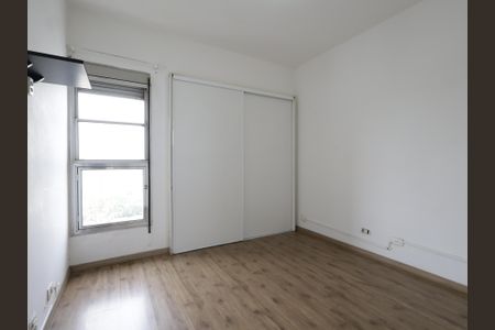 Apartamento à venda com 75m², 2 quartos e 1 vagaSuíte