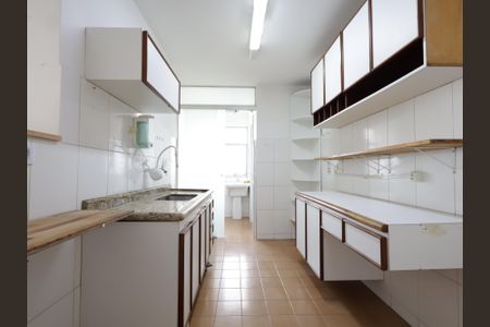 Apartamento à venda com 75m², 2 quartos e 1 vagaCozinha