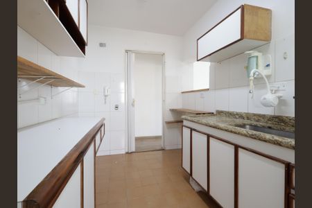 Apartamento à venda com 75m², 2 quartos e 1 vagaCozinha