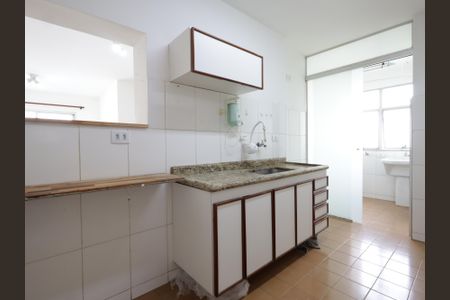 Apartamento à venda com 75m², 2 quartos e 1 vagaCozinha