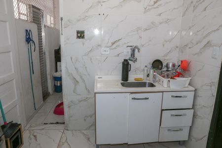 Apartamento à venda com 74m², 2 quartos e sem vaga Apartamento à venda com 74m², 2 quartos e sem vagaCozinha e Área de Serviço