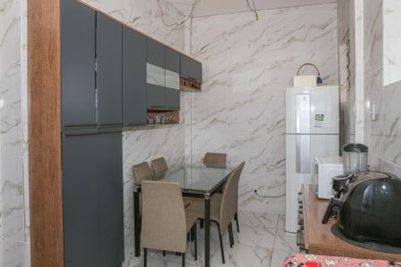 Apartamento à venda com 74m², 2 quartos e sem vaga Apartamento à venda com 74m², 2 quartos e sem vagaCozinha e Área de Serviço