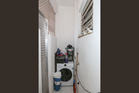 Apartamento à venda com 74m², 2 quartos e sem vaga Apartamento à venda com 74m², 2 quartos e sem vagaCozinha e Área de Serviço