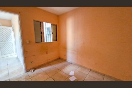 Quarto  de casa para alugar com 2 quartos, 45m² em Jardim Morais Prado, São Paulo