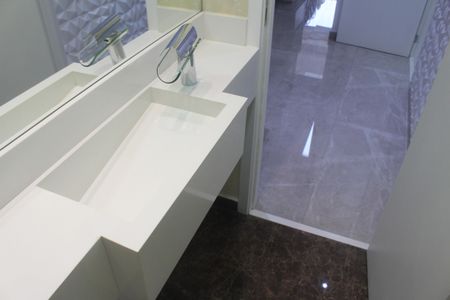 Apartamento à venda com 93m², 2 quartos e 2 vagasLavabo