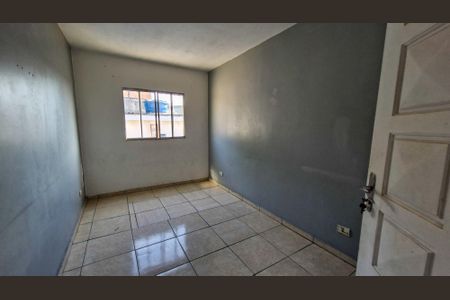 Quarto de casa para alugar com 1 quarto, 45m² em Jardim Morais Prado, São Paulo