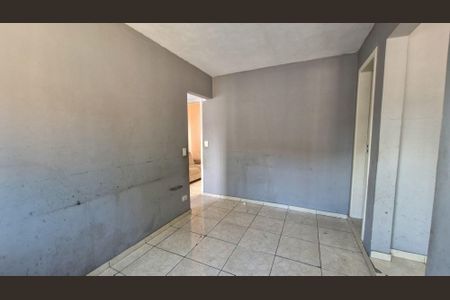 Cozinha de casa para alugar com 1 quarto, 45m² em Jardim Morais Prado, São Paulo
