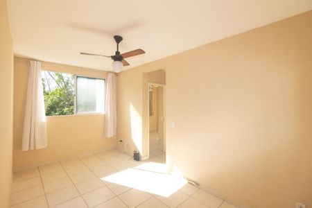 Sala de apartamento para alugar com 2 quartos, 55m² em Campo Grande, Rio de Janeiro