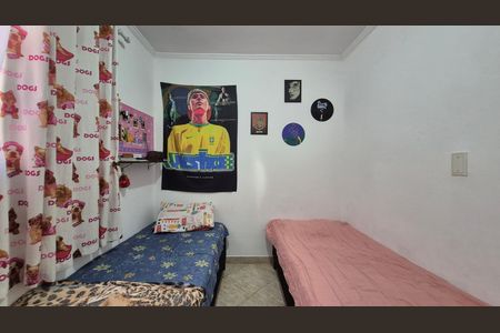 Casa à venda com 284m², 4 quartos e 4 vagas Casa à venda com 284m², 4 quartos e 4 vagasQuarto
