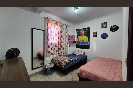 Casa à venda com 284m², 4 quartos e 4 vagas Casa à venda com 284m², 4 quartos e 4 vagasQuarto