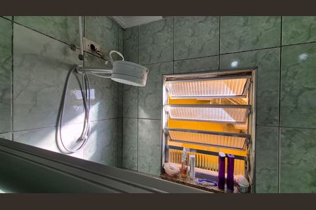 Casa à venda com 284m², 4 quartos e 4 vagas Casa à venda com 284m², 4 quartos e 4 vagasBanheiro