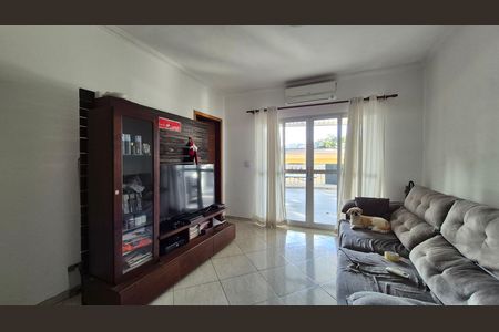 Casa à venda com 284m², 4 quartos e 4 vagas Casa à venda com 284m², 4 quartos e 4 vagasSala - casa 2