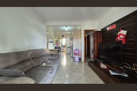 Casa à venda com 284m², 4 quartos e 4 vagas Casa à venda com 284m², 4 quartos e 4 vagasSala - casa 2