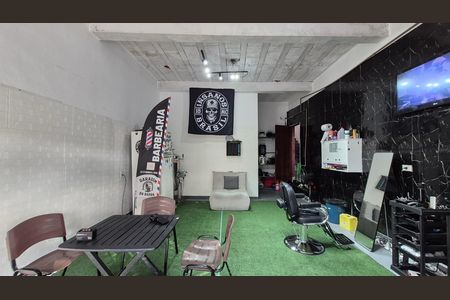 Casa à venda com 284m², 4 quartos e 4 vagas Casa à venda com 284m², 4 quartos e 4 vagasGaragem