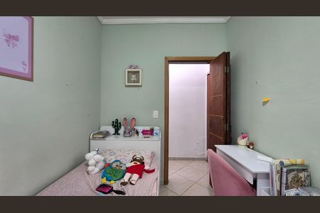 Casa à venda com 284m², 4 quartos e 4 vagas Casa à venda com 284m², 4 quartos e 4 vagasQuarto 2 - casa 2