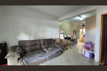 Casa à venda com 284m², 4 quartos e 4 vagas Casa à venda com 284m², 4 quartos e 4 vagasSala - casa 2